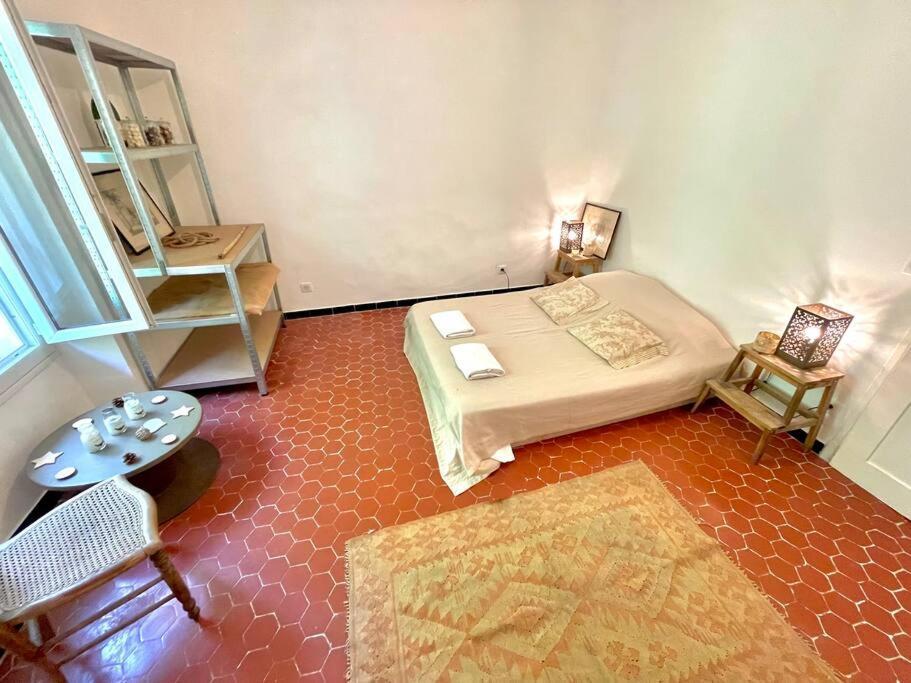 Bel Appartement A Villecroze วีลล์โครซ ภายนอก รูปภาพ